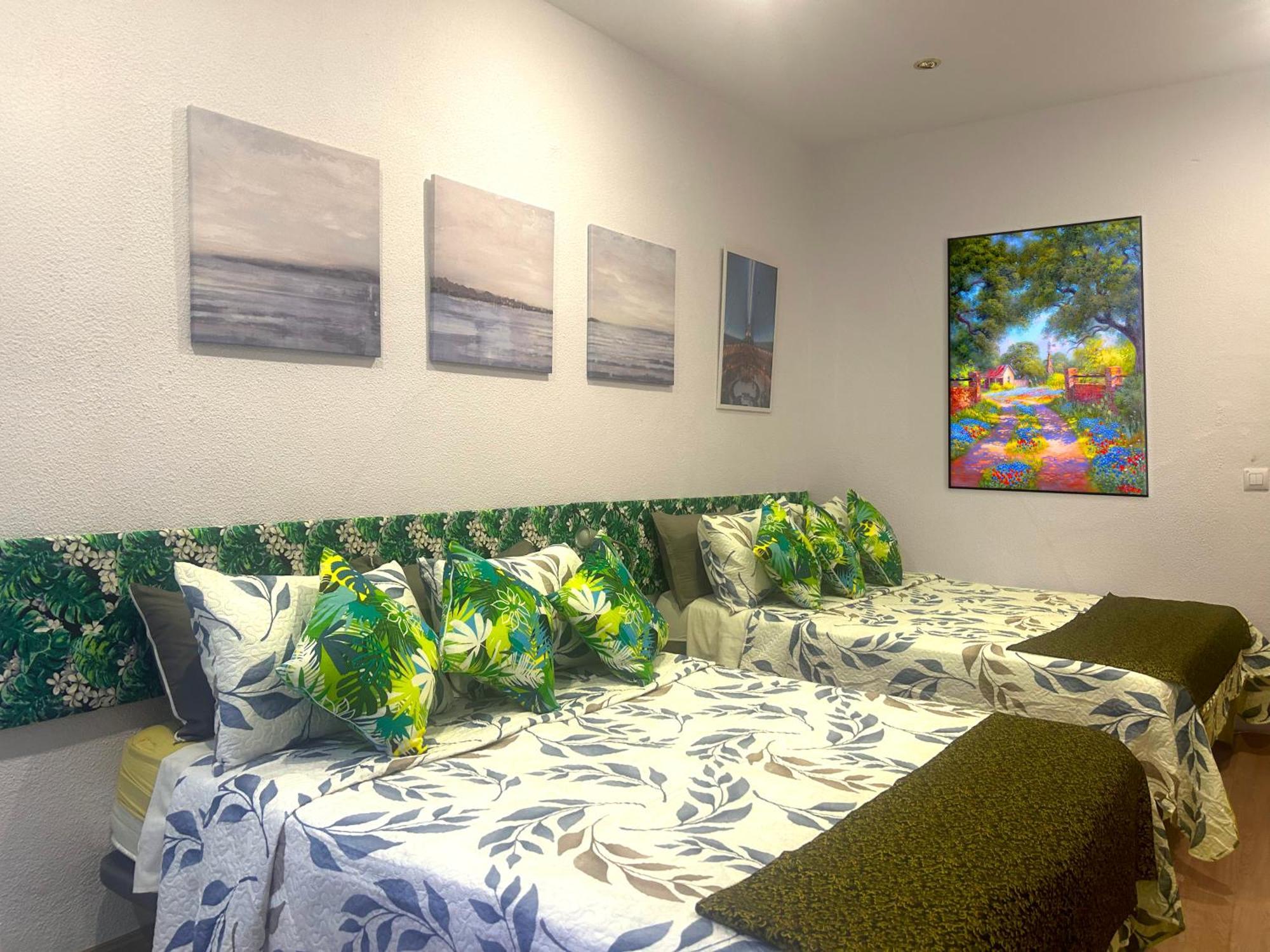 Puerta Del Sol Carretas Apartaments & Rooms, Madrid